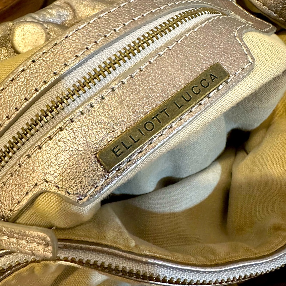 Elliott Lucca XL Metallic Leather Hobo Bag/Shoulder Bag - Picture 10 of 14